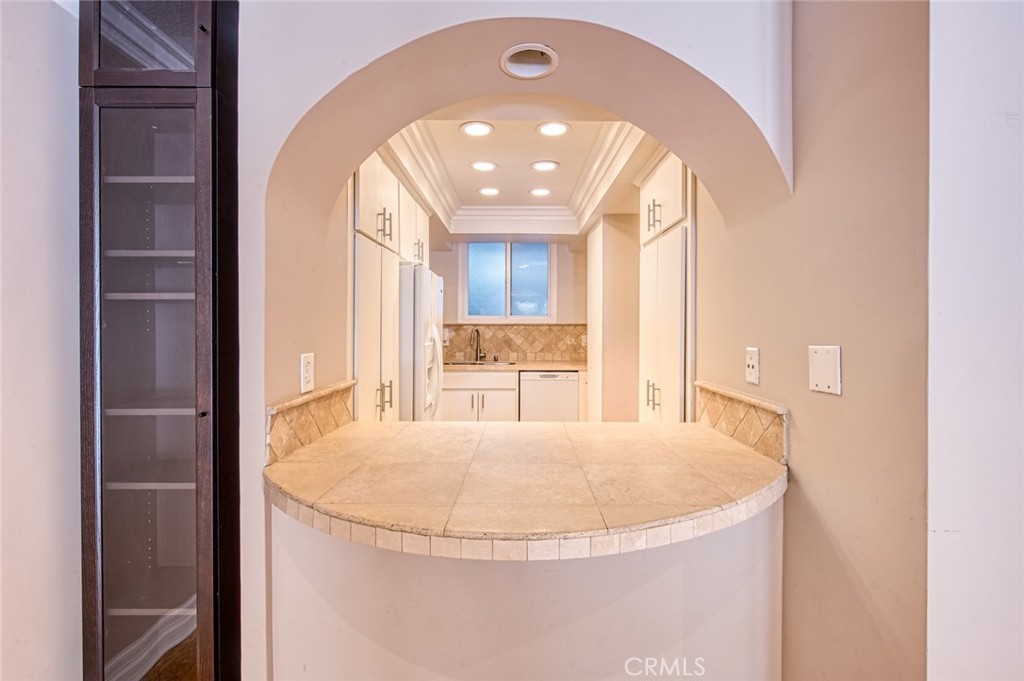 MLS #NP25226582 image #8