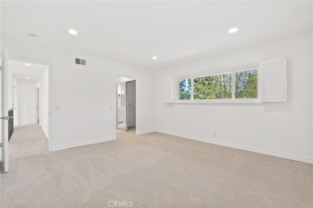 MLS #NP25230670 image #22