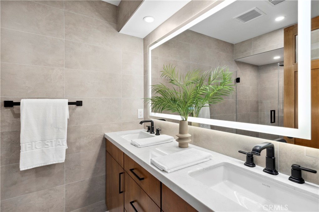 MLS #NP25230978 image #19