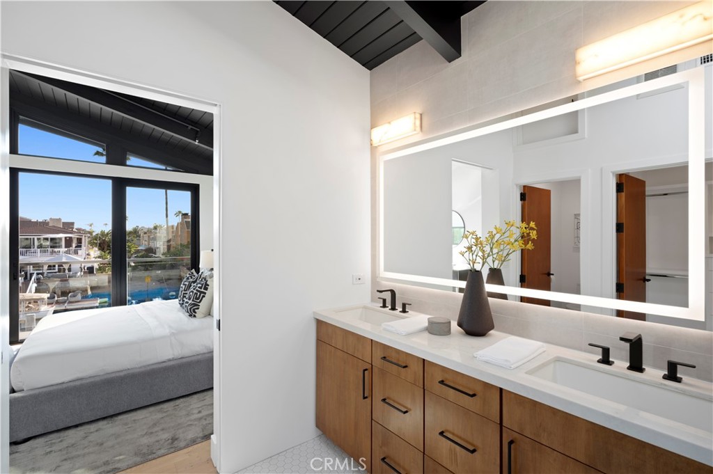 MLS #NP25230978 image #8