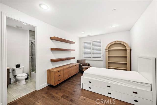 MLS #NP25231160 image #28