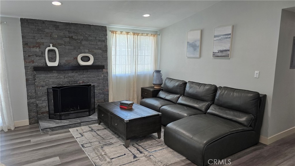 MLS #NP25231732 image #1