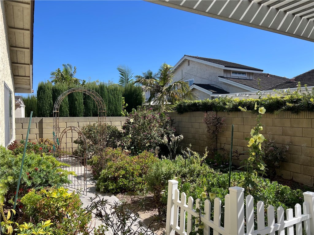 MLS #NP25232407 image #6