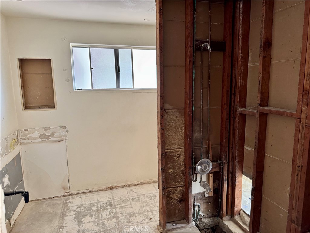 MLS #NP25233453 image #11