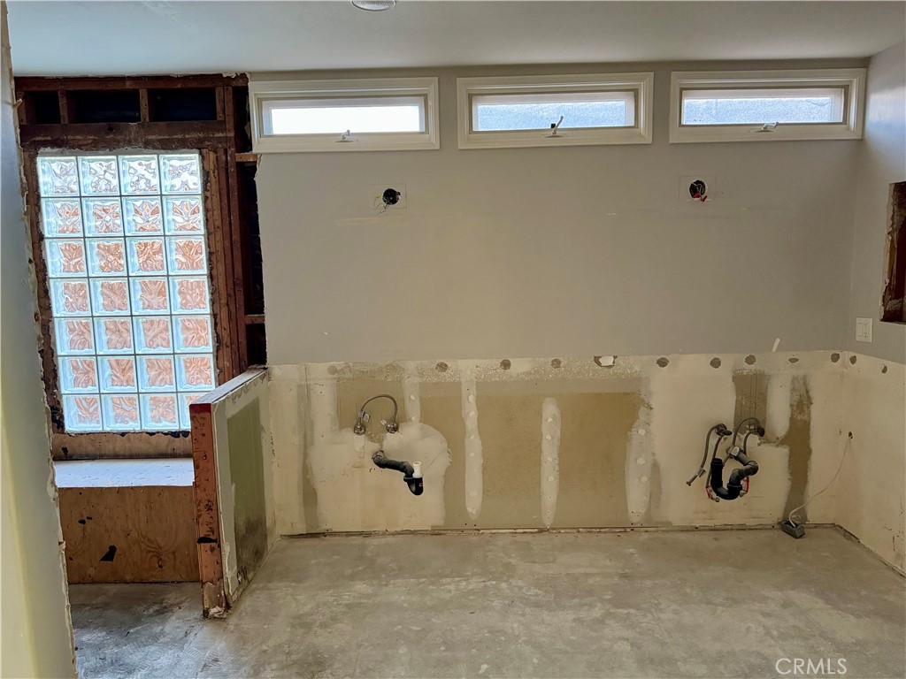 MLS #NP25233453 image #12