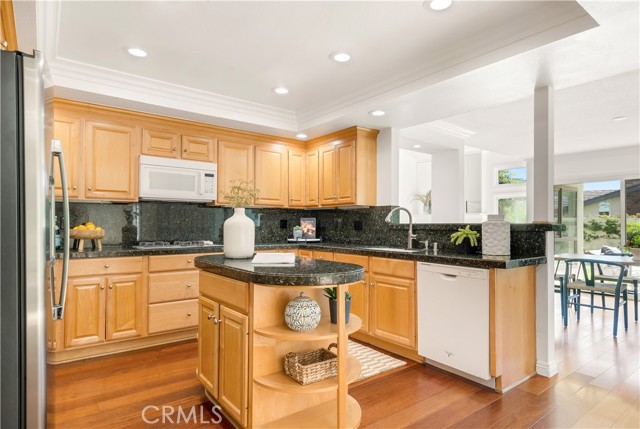 MLS #NP25234113 image #4