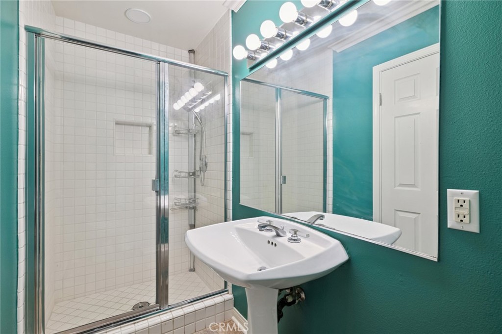 MLS #NP25234232 image #11