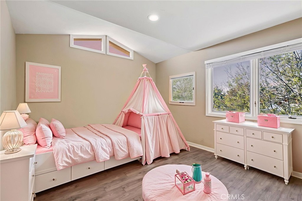 MLS #NP25234232 image #20