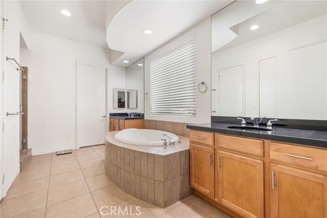 MLS #NP25234368 image #36