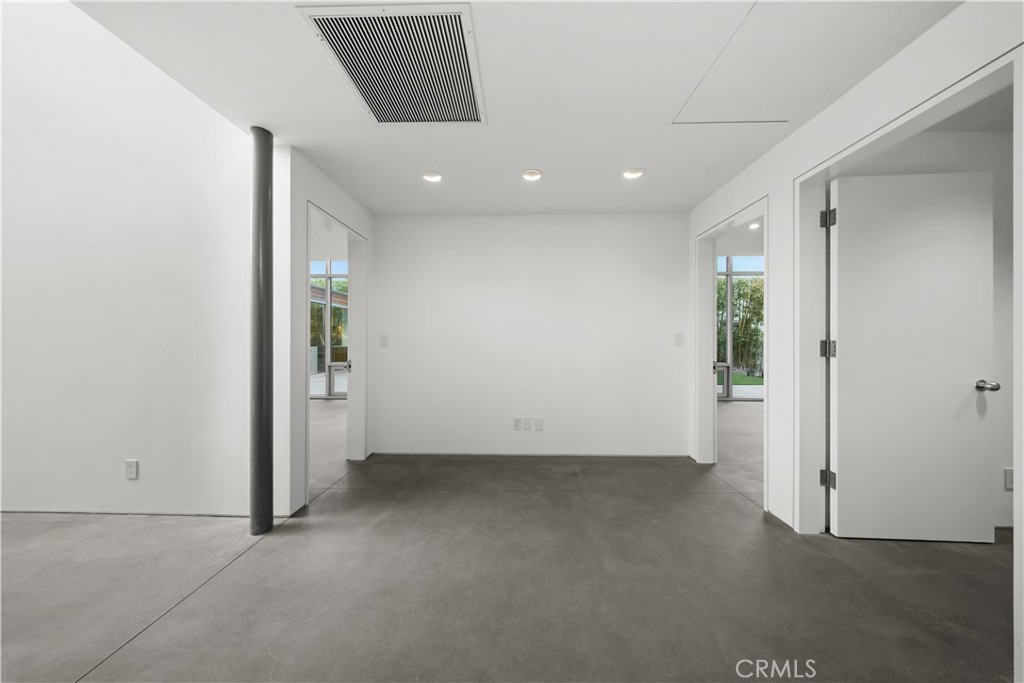 MLS #NP25234385 image #11