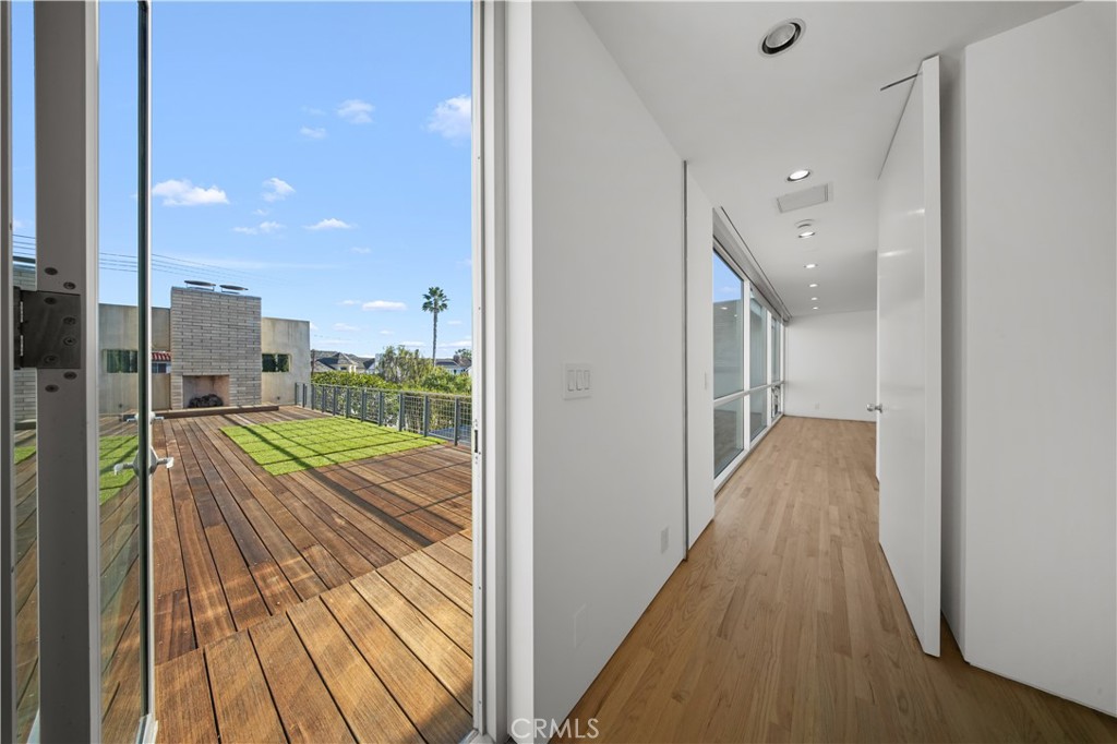 MLS #NP25234385 image #19