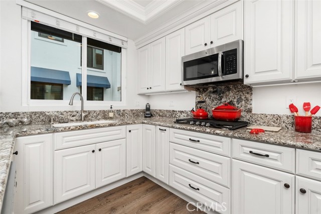 MLS #NP25235115 image #15