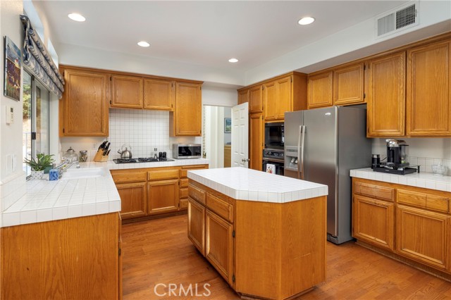 MLS #NP25236153 image #10