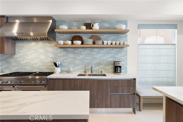 MLS #NP25237392 image #2