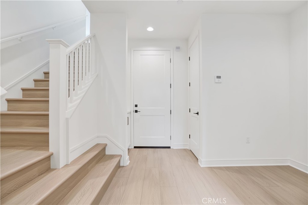 MLS #NP25238407 image #1