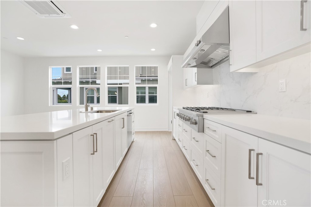 MLS #NP25238407 image #8