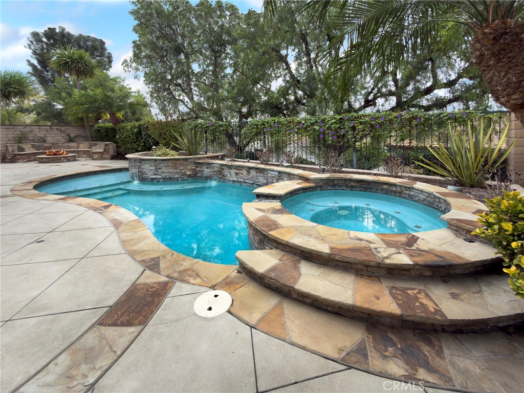 MLS #NP25239644 image #1