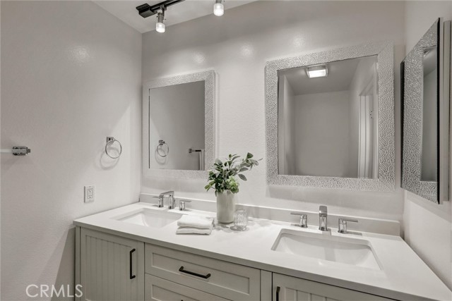 MLS #NP25239778 image #25