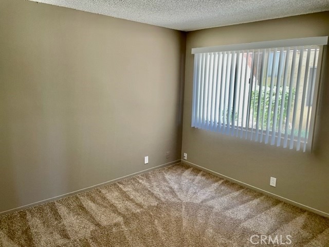 MLS #NP25240613 image #13