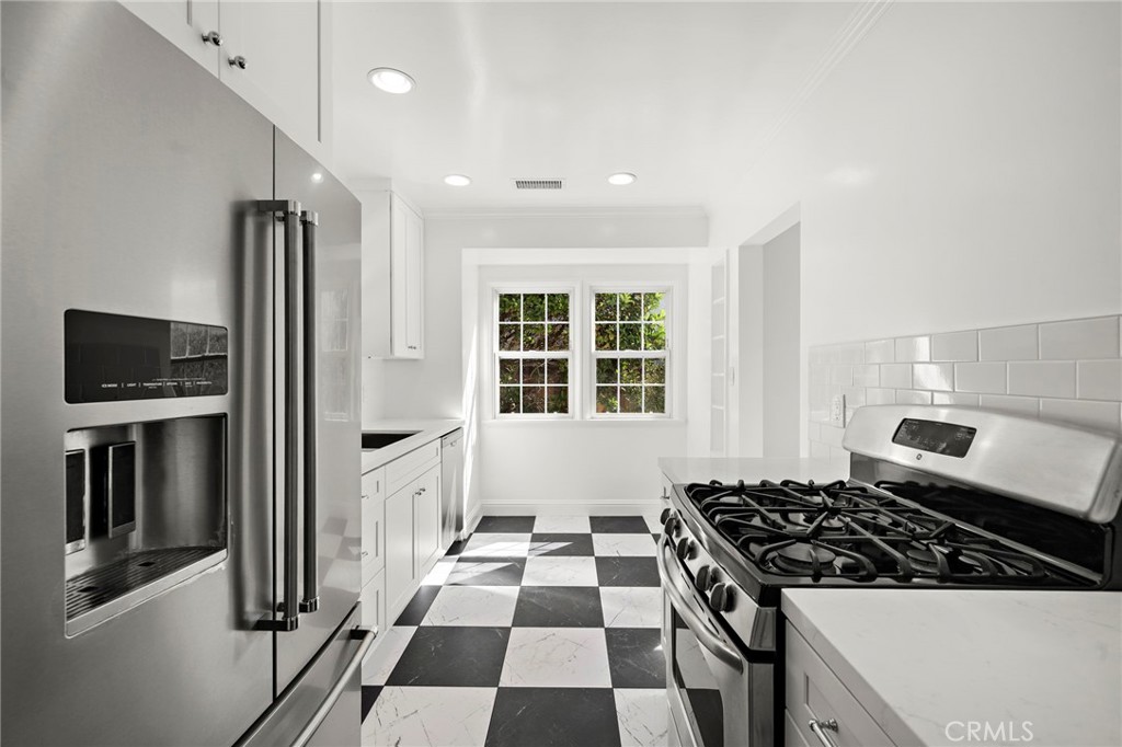 MLS #NP25241363 image #12