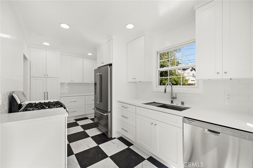 MLS #NP25241363 image #14