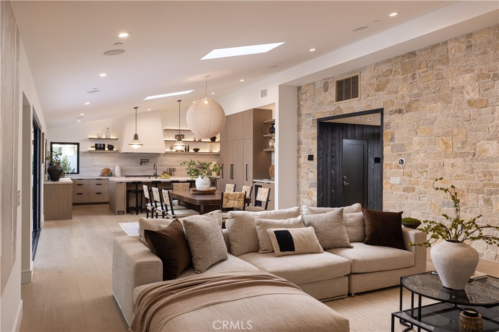 MLS #NP25242171 image #16