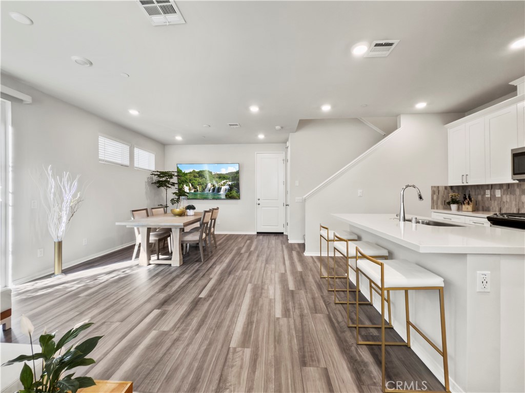 MLS #NP25243499 image #1