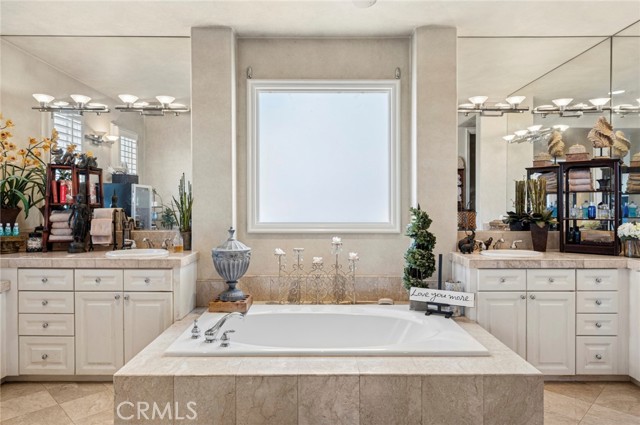 MLS #NP25244237 image #12