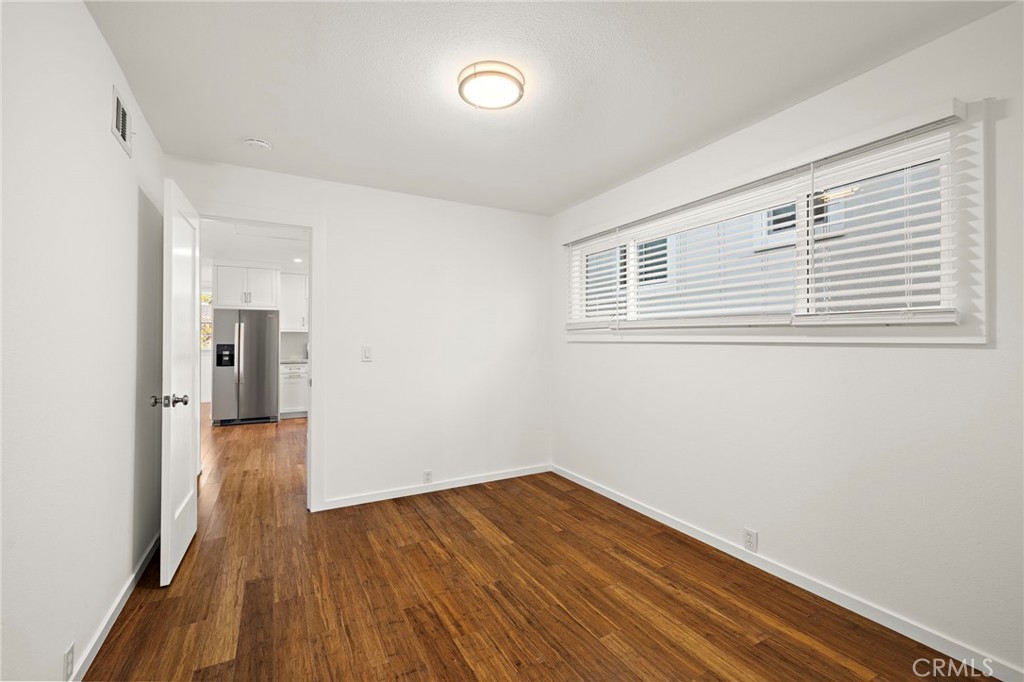 MLS #NP25245836 image #24