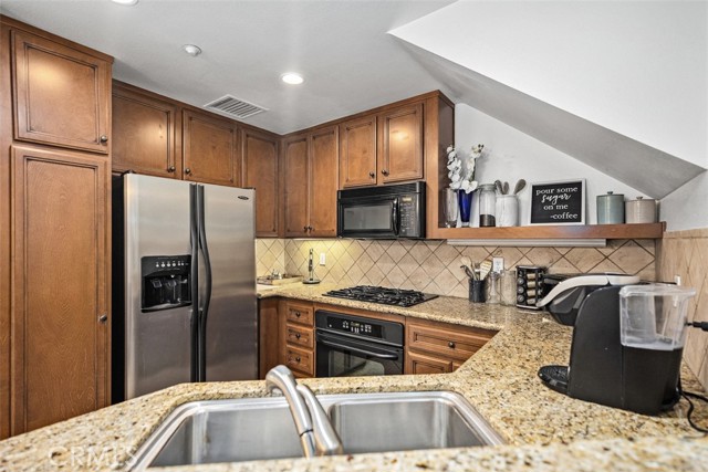 MLS #NP25246447 image #9