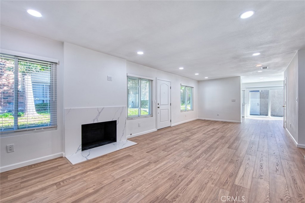 MLS #NP25246627 image #1