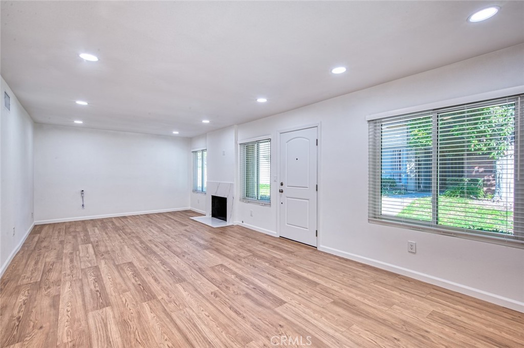 MLS #NP25246627 image #3