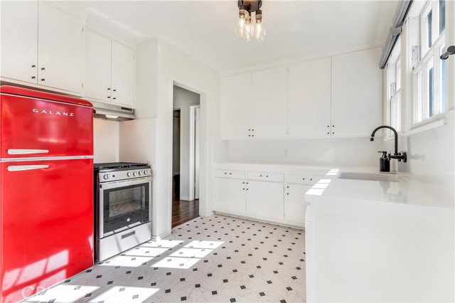 MLS #NP25247432 image #8