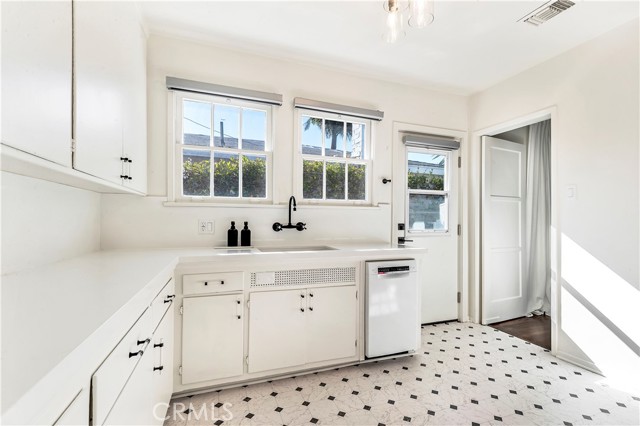 MLS #NP25247432 image #9