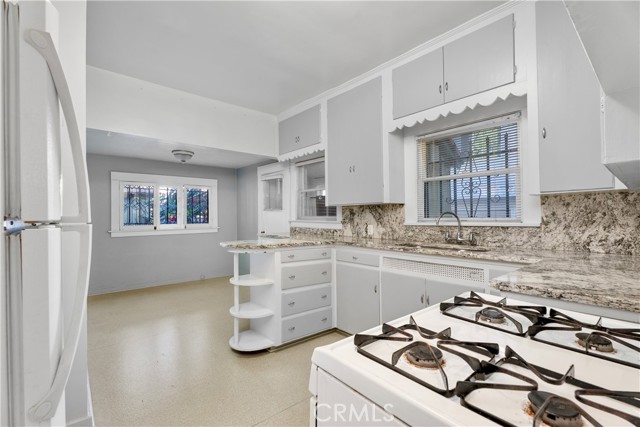 MLS #NP25247788 image #15