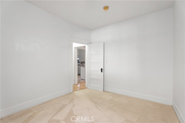 MLS #NP25247788 image #24