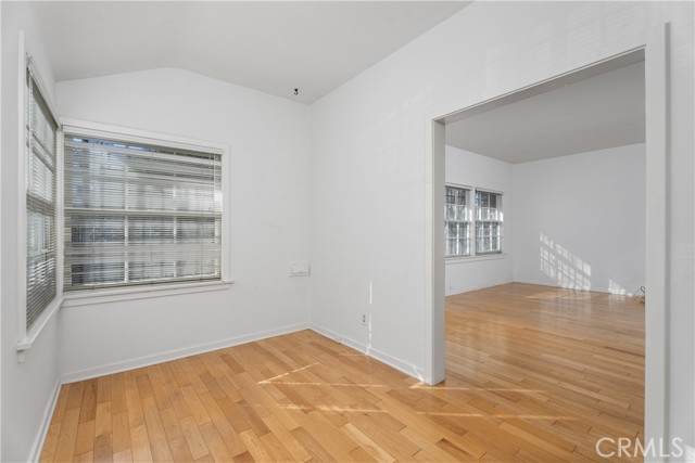 MLS #NP25247788 image #6