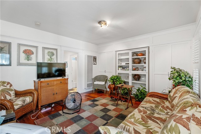 MLS #NP25247789 image #28