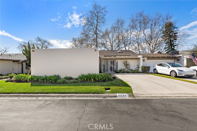 MLS #NP25247823 image #1