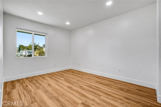 MLS #NP25248099 image #12