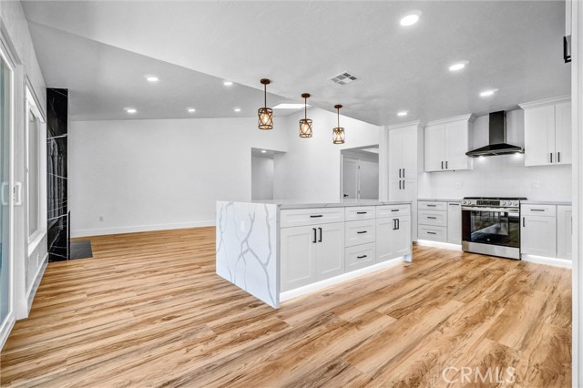 MLS #NP25248099 image #3