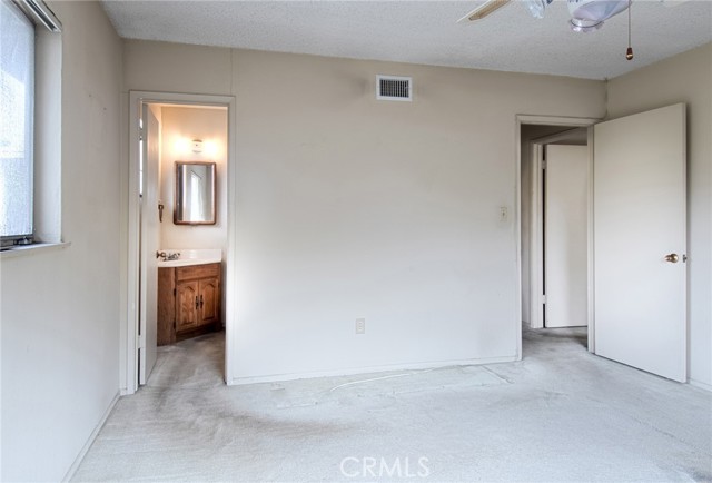 MLS #NP25248192 image #11