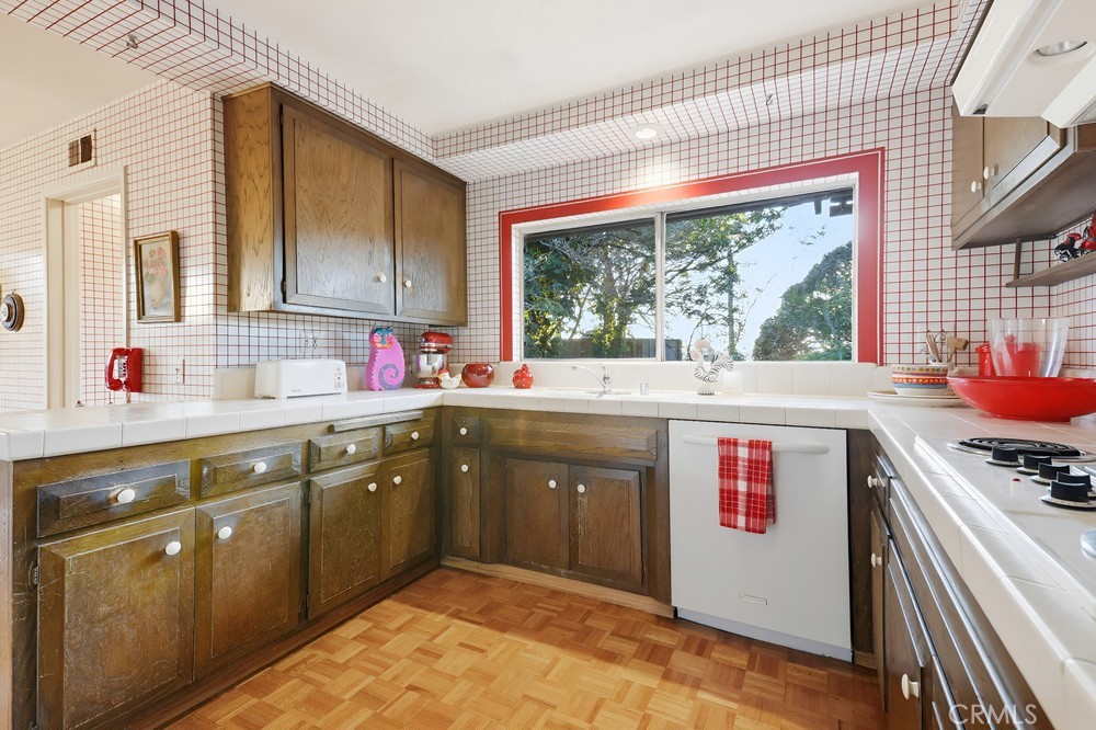 MLS #NP25248526 image #43