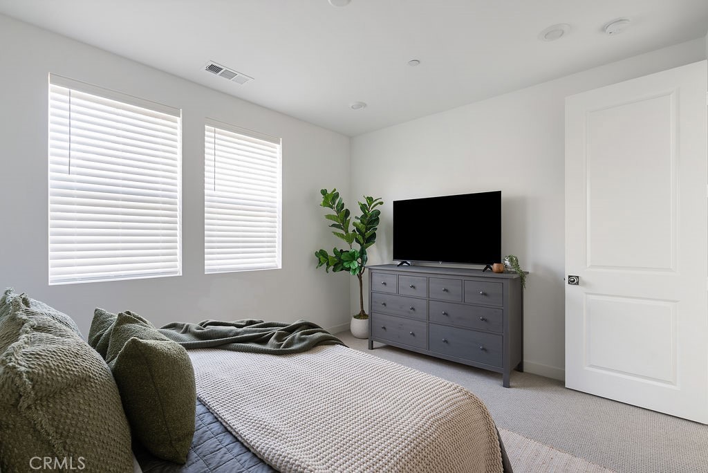 MLS #NP25248549 image #12