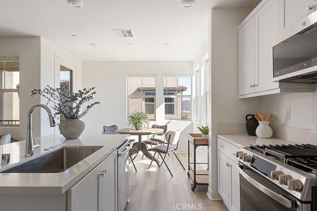 MLS #NP25248549 image #5