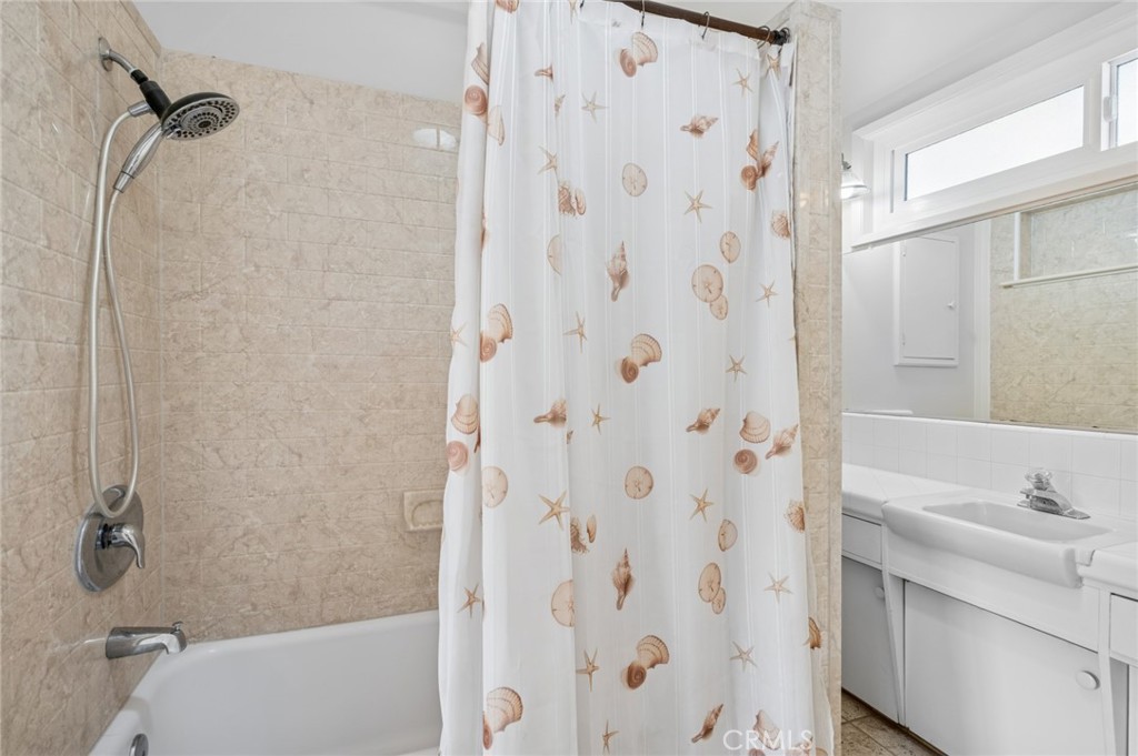 MLS #NP25249101 image #24