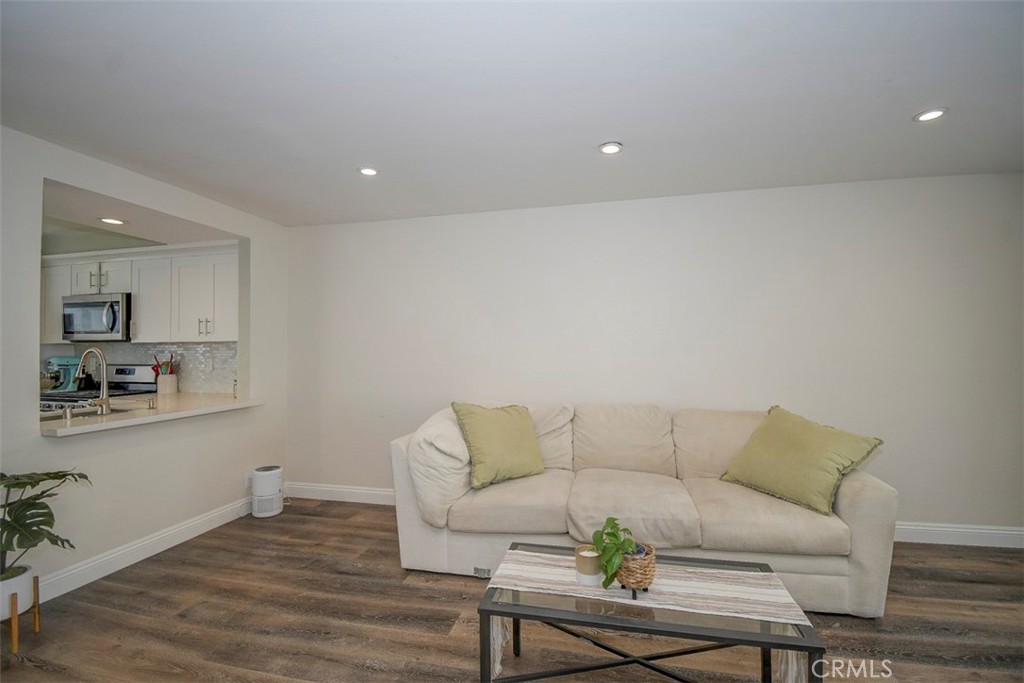 MLS #NP25249671 image #4