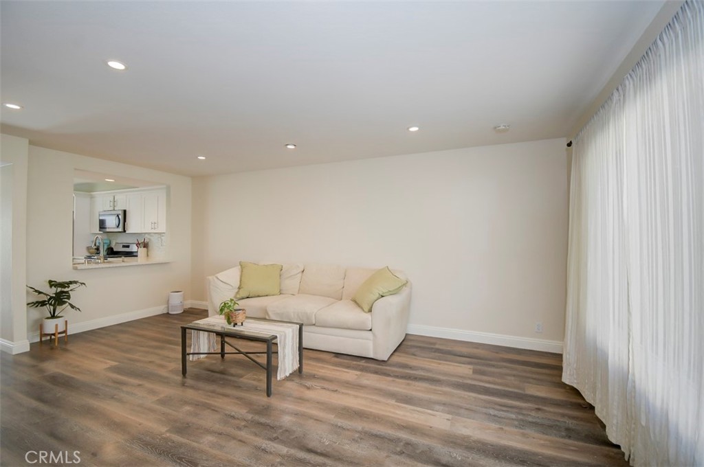 MLS #NP25249671 image #5