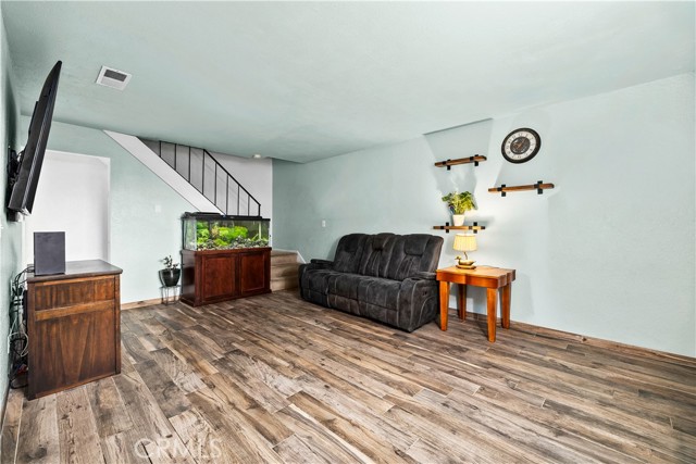 MLS #NP25250236 image #6