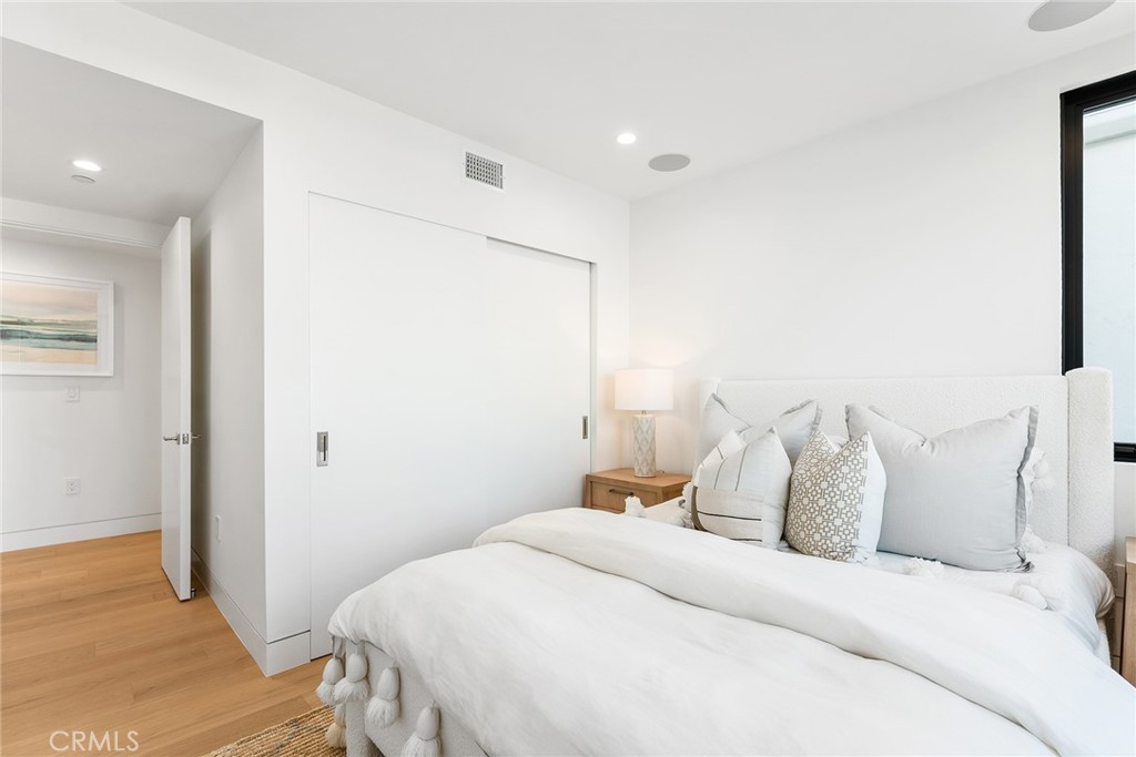 MLS #NP25251439 image #18